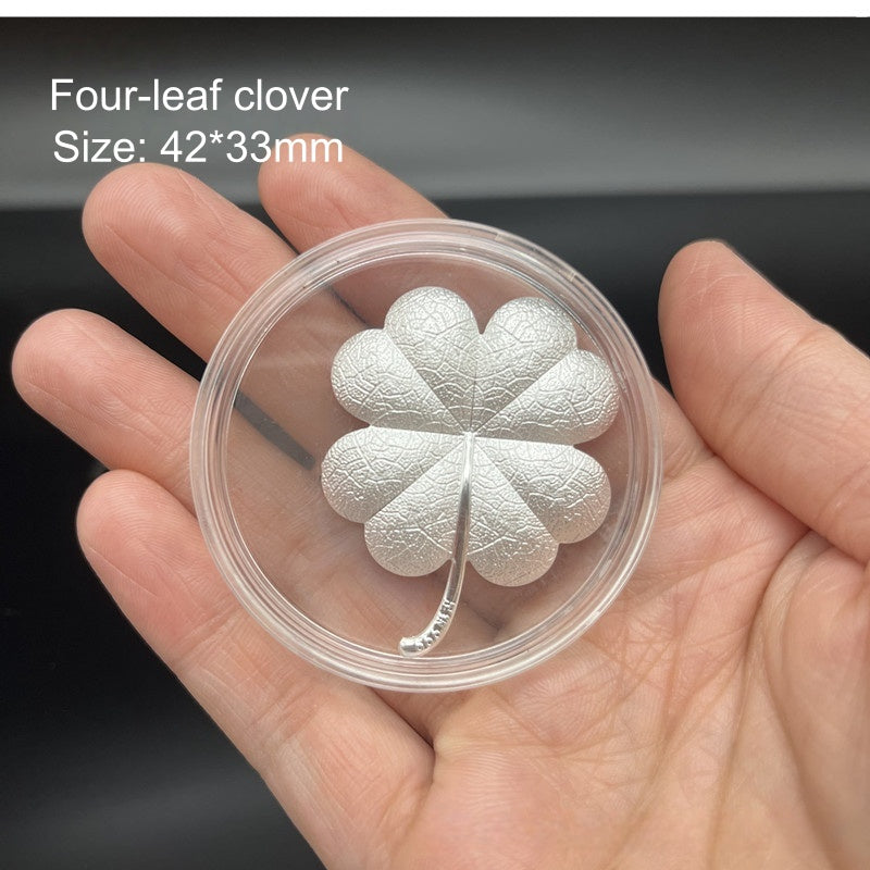 Silver leaves, tree branches, cabbage, gourd collectibles and gifts