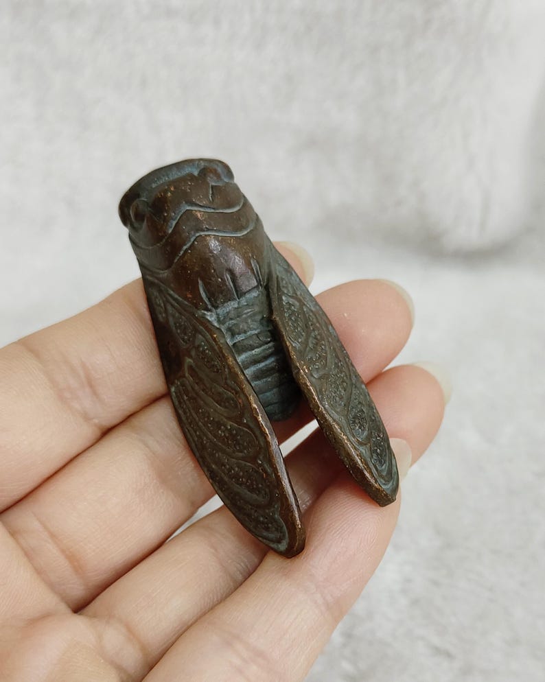 Vintage Bronze Handmade Cicada Statue – Tea Pet Statue – Gift for Collectors